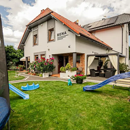 Bena I Quarto em Acomodações Particulares Dziwnówek